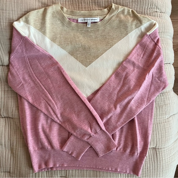 Like-New cupcakes & cashmere Sabine Chevron Sweater - Picture 6 of 12